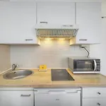 Frgk Stylish 1br Clemenceau Steps From Ac Ultrafast Wifi Διαμέρισμα Κάννες