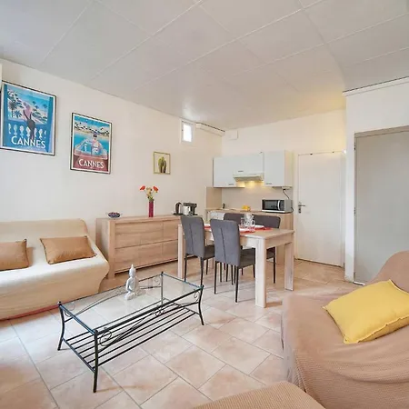 Frgk Stylish 1br Clemenceau Steps From Ac Ultrafast Wifi *